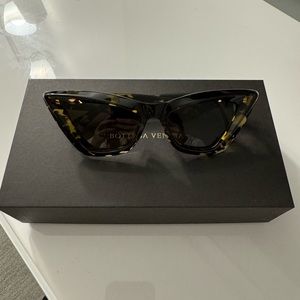 Bottega Veneta Cat Eye Sunglasses